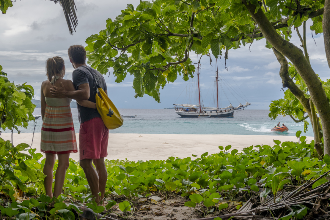 Включи остров пой. Aride Island Сейшельские острова. Жители Сейшельских островов. Сейшелы местные жители. Остров гаферут.